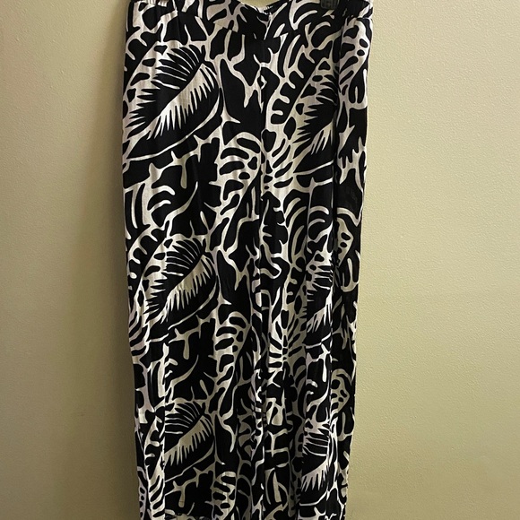 🆕 Rose & Olive Resort• 2 pc set - Picture 5 of 9